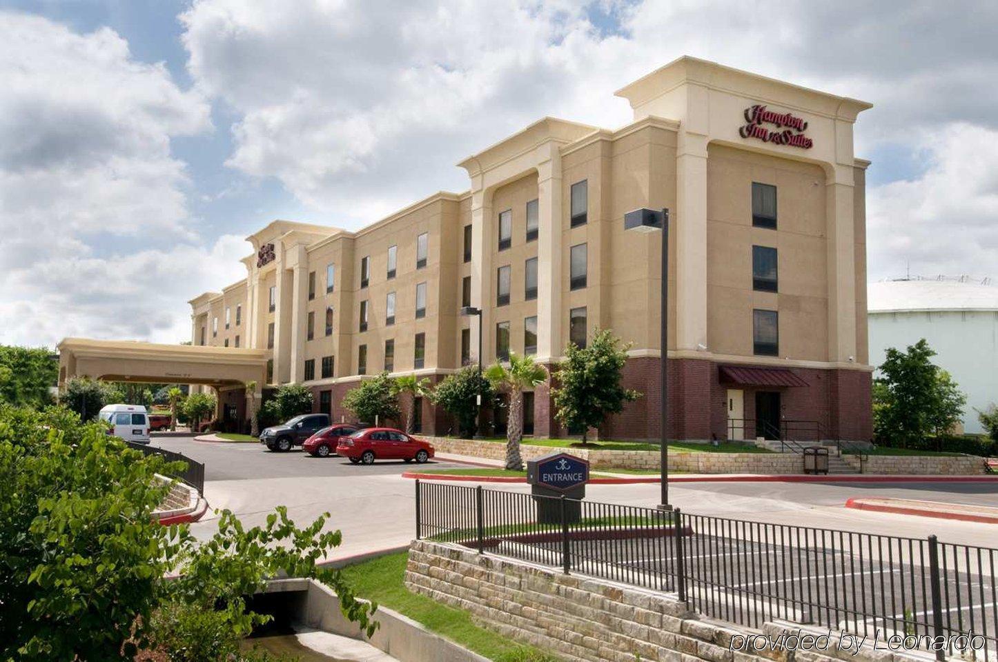 Hampton Inn And Suites San Antonio Airport Екстер'єр фото
